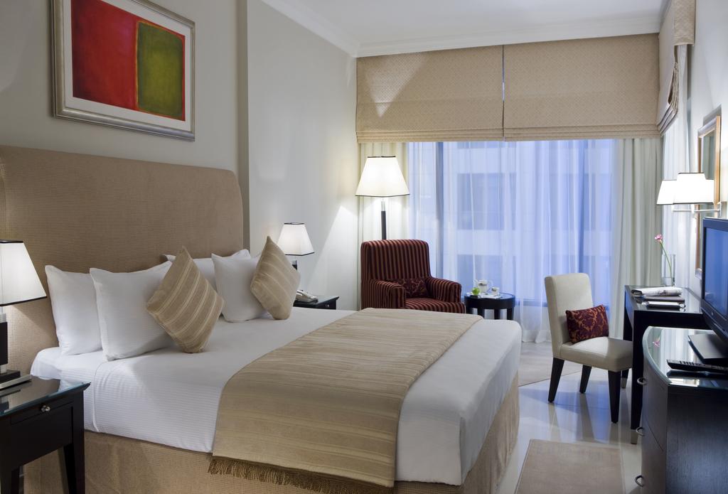 Yassat Gloria Hotel & Apartments