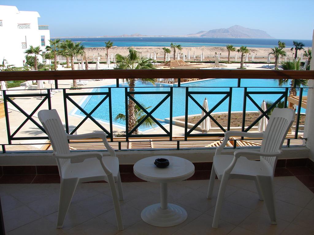 Aurora Cyrene Resort