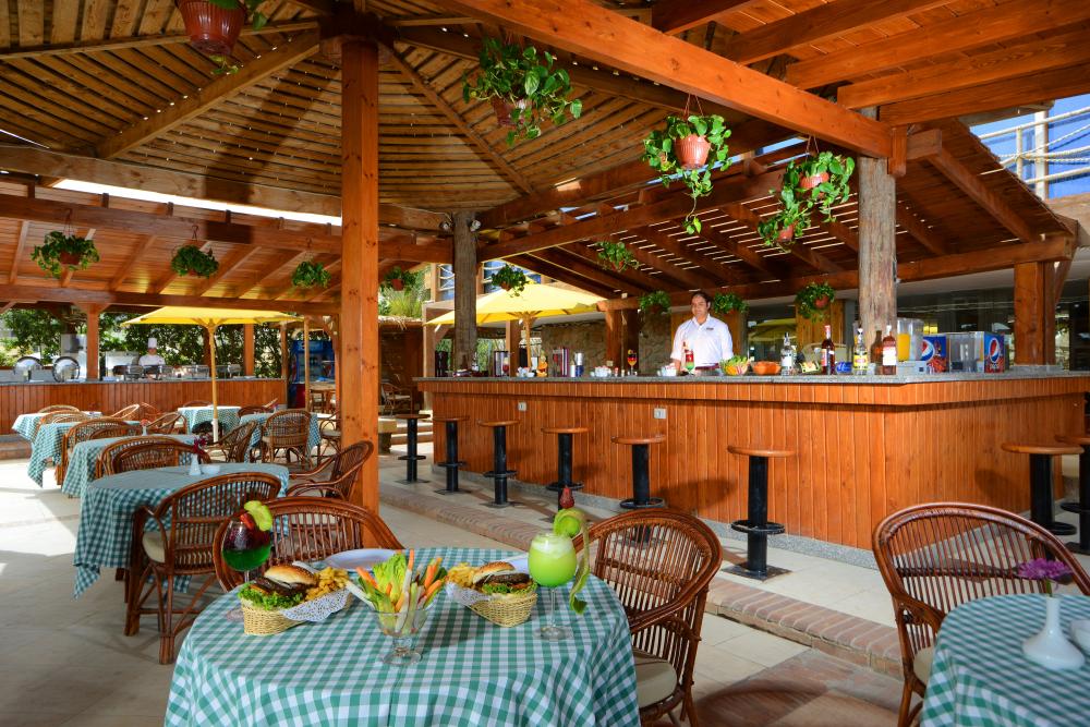 Tropitel Naama Bay Hotel