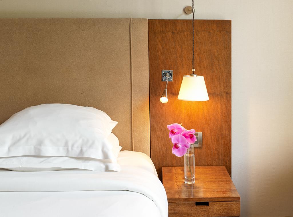 Radisson Blu Hotel, Champs Elysees Paris