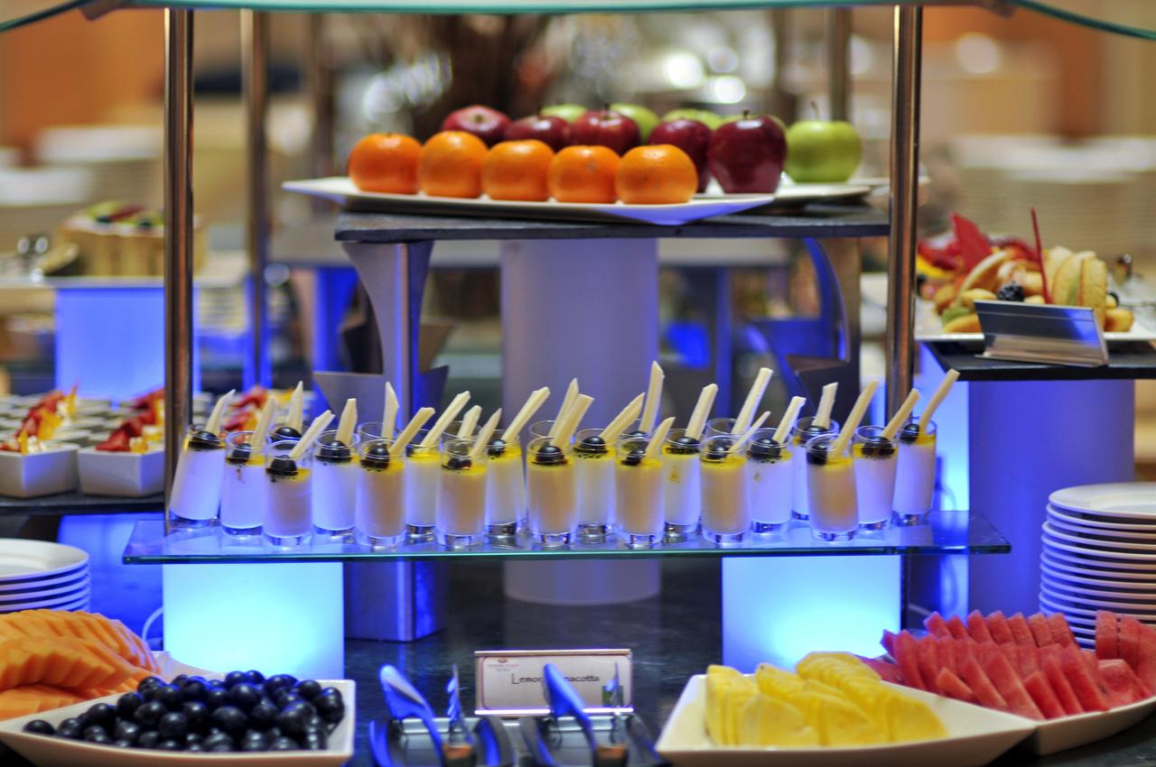 Crowne Plaza Abu Dhabi