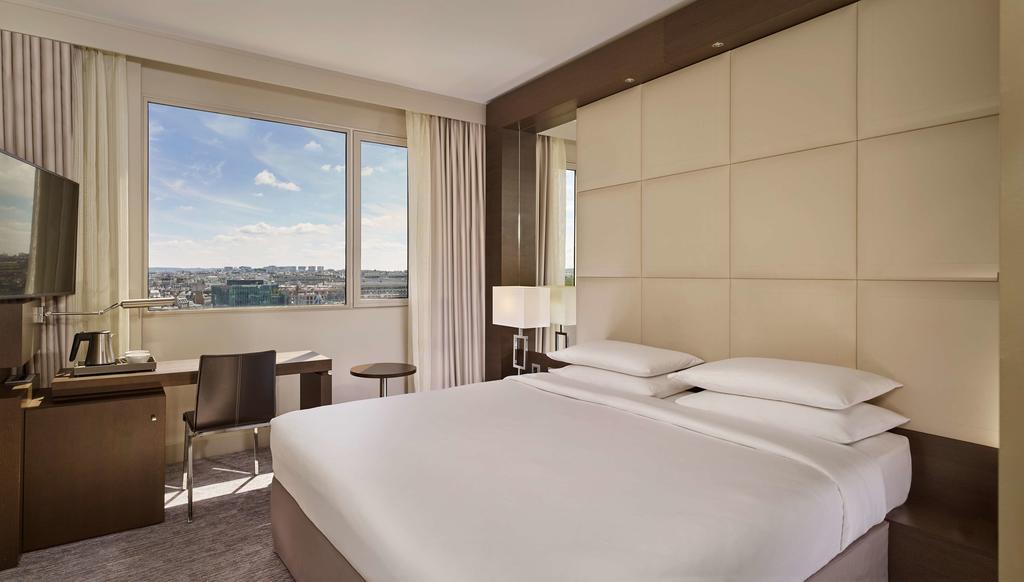 Hyatt Regency Paris Étoile