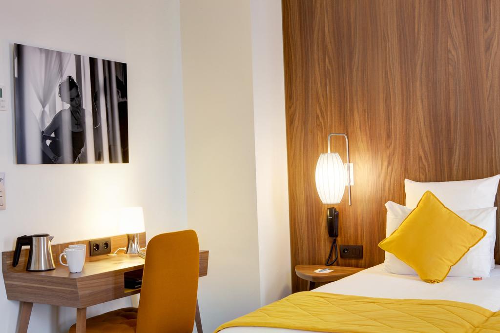 61 Paris Nation Hotel
