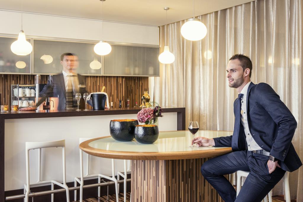Hotel Mercure Paris Bercy Bibliothèque