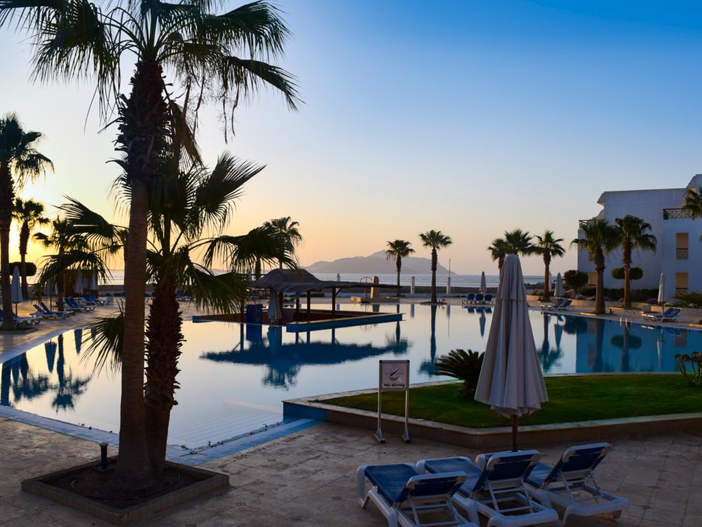 Aurora Cyrene Resort