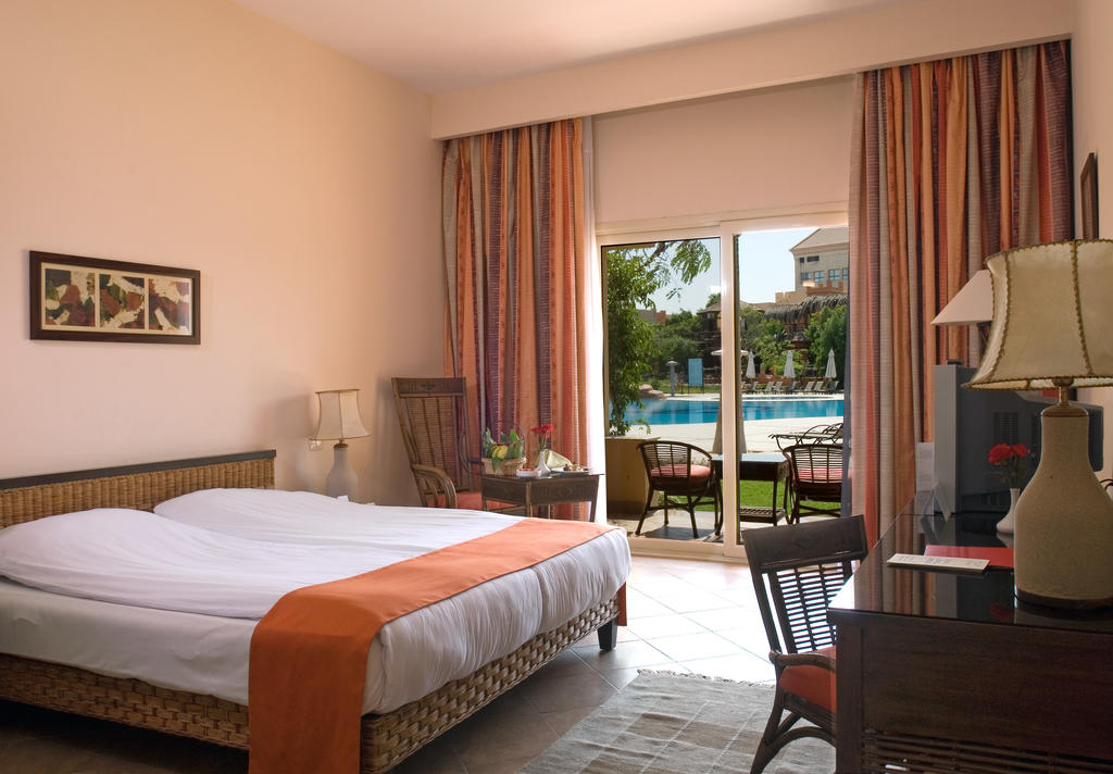 Swiss Inn Pyramids Golf Resort