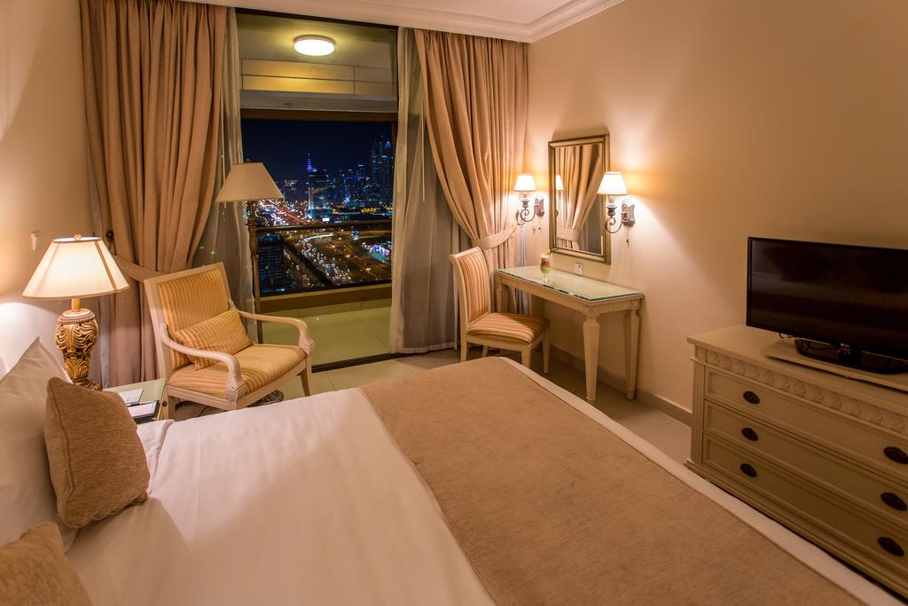 Yassat Gloria Hotel & Apartments