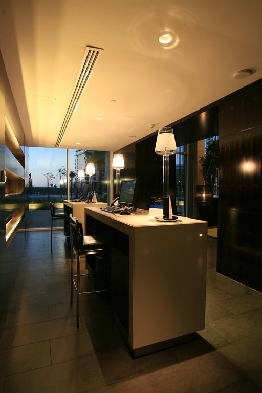 Centro Yas Island