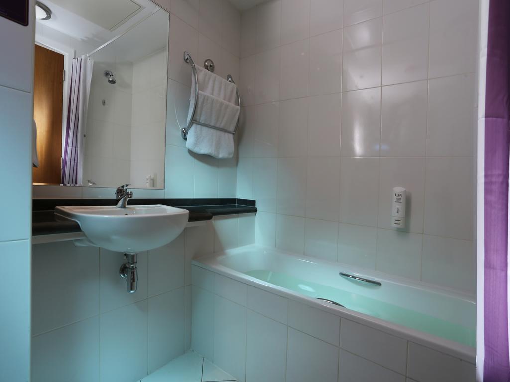 Premier Inn Abu Dhabi Capital Centre Hotel