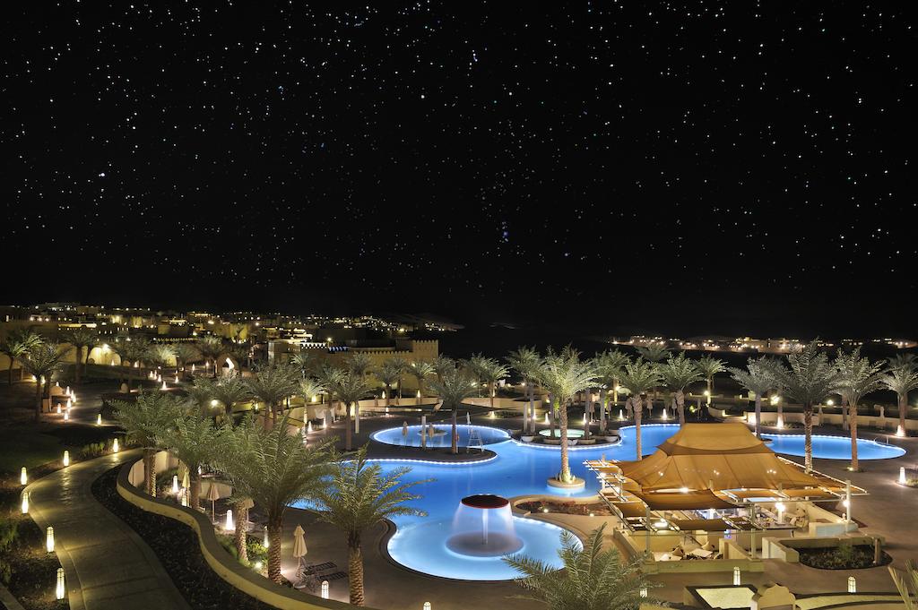 Qasr Al Sarab Desert Resort by Anantara