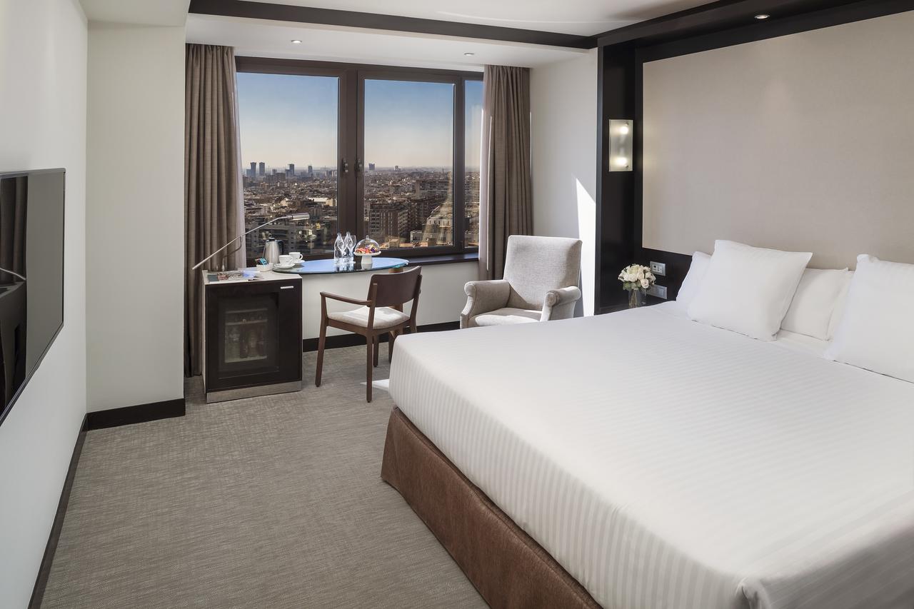 Meliá Barcelona Sky