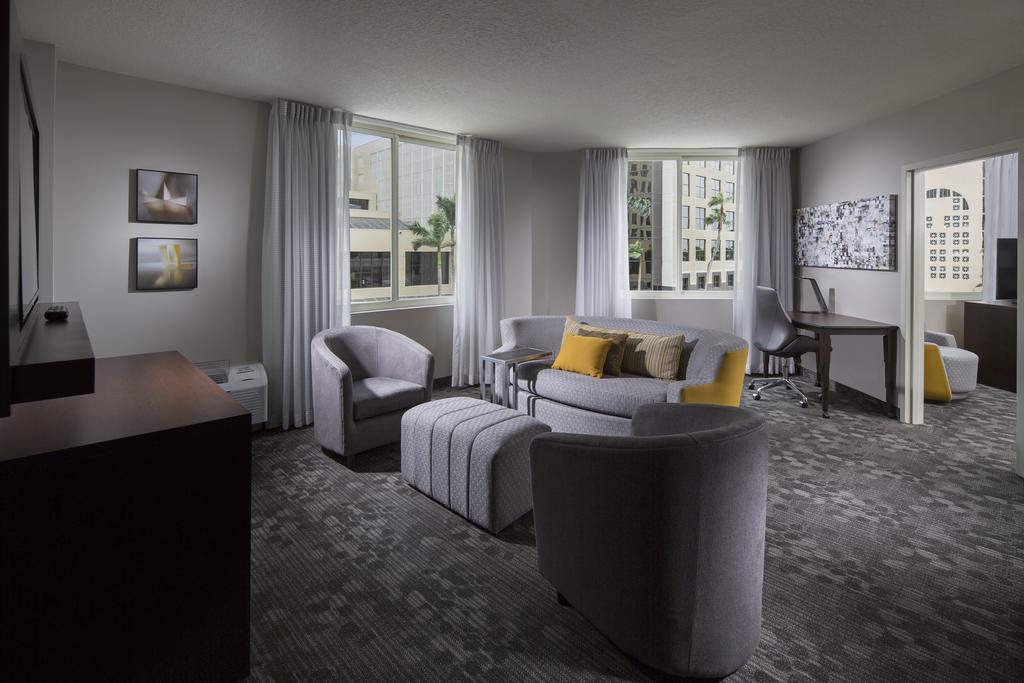 Courtyard Miami Dadeland