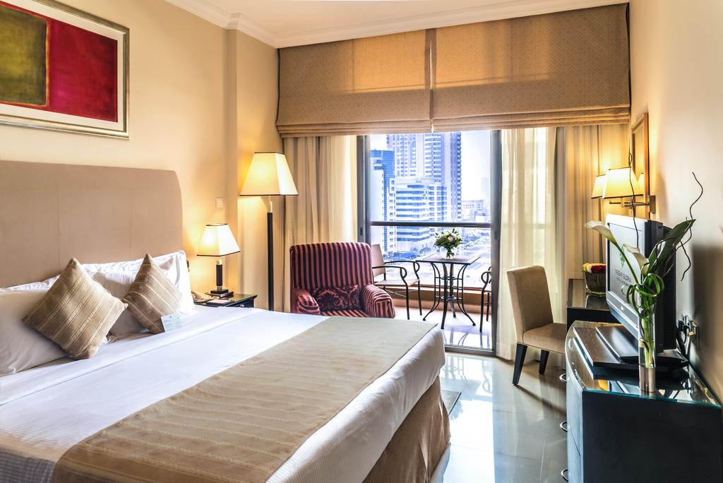 Yassat Gloria Hotel & Apartments