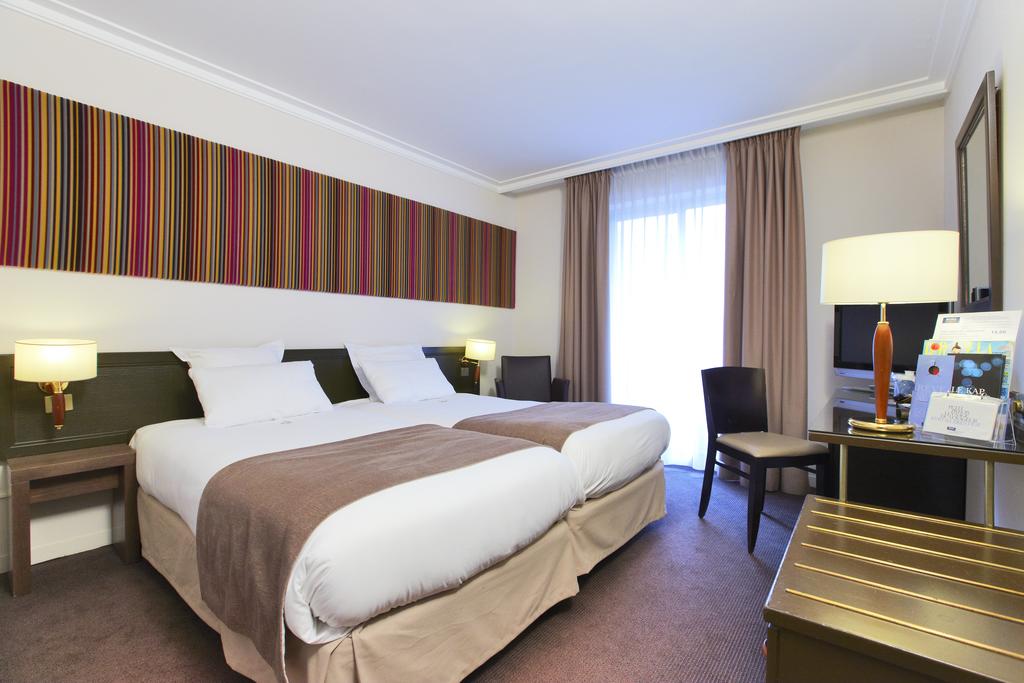 Hôtel Kyriad Prestige Paris Ouest Boulogne