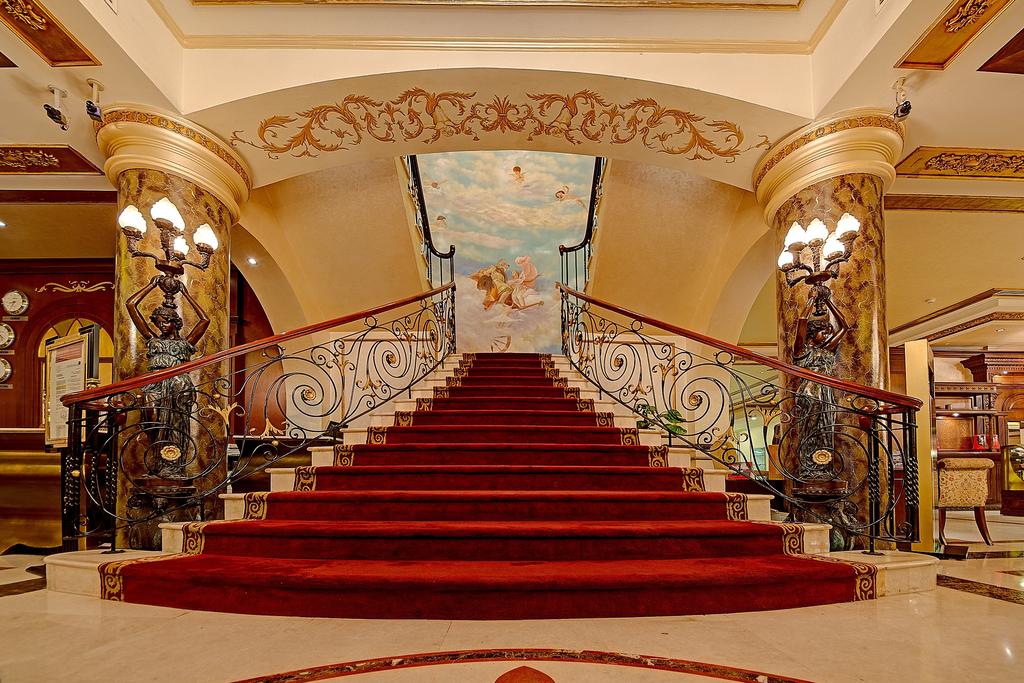 Royal Ascot Hotel