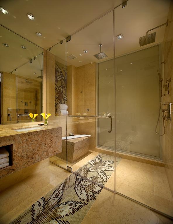 EB Hotel Miami