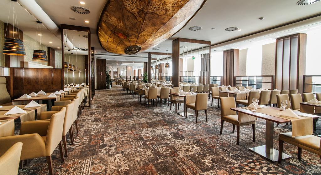 Airport Hotel Okęcie