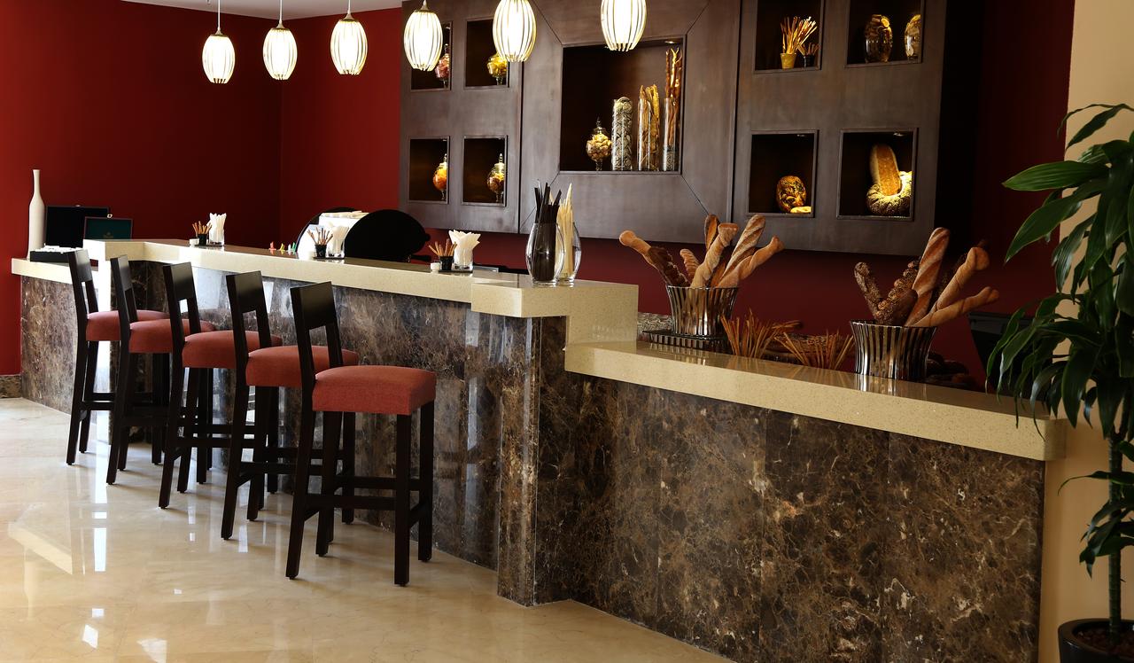 Oryx Hotel