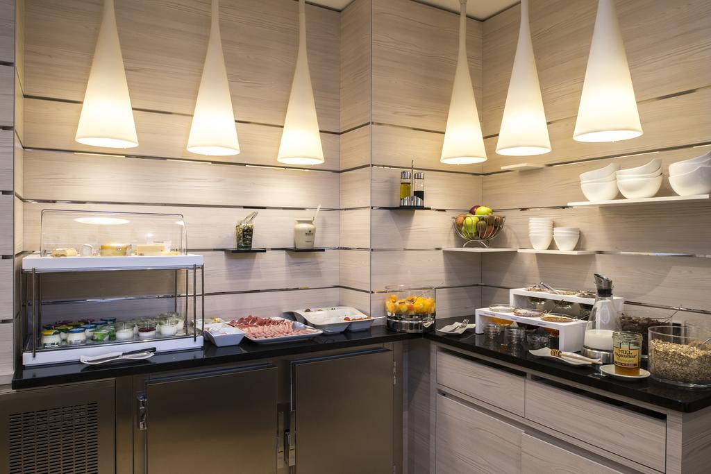 Hotel Cambon