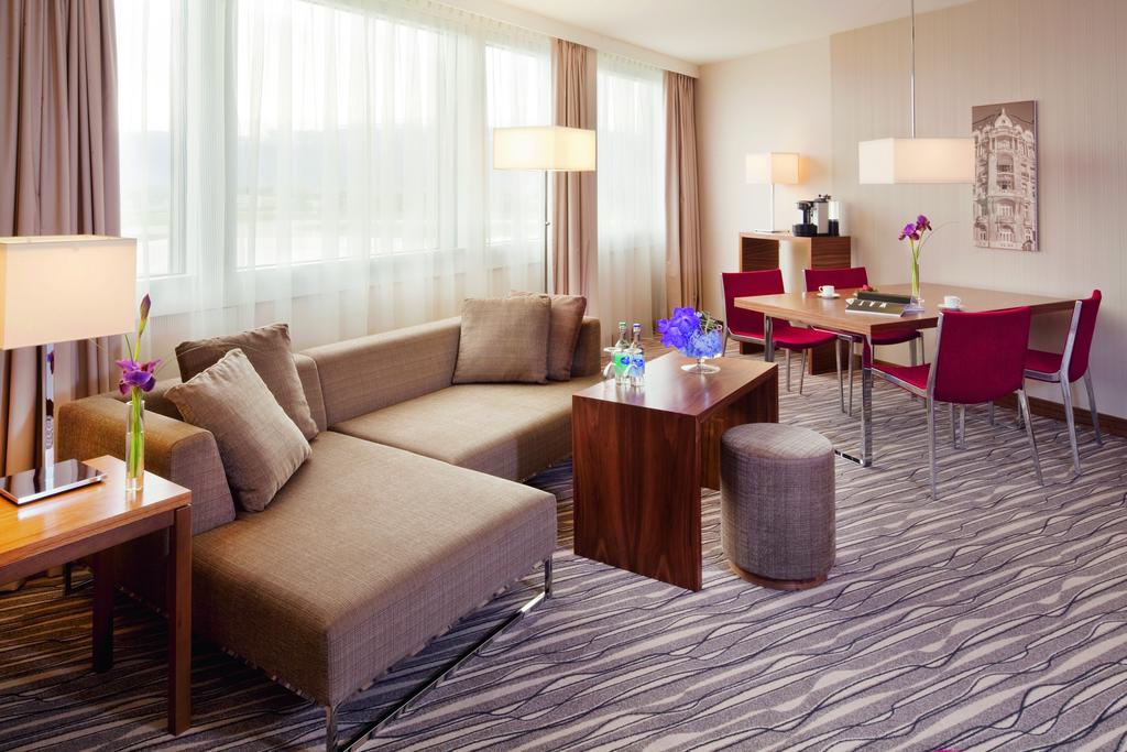Mövenpick Hotel & Casino Geneva