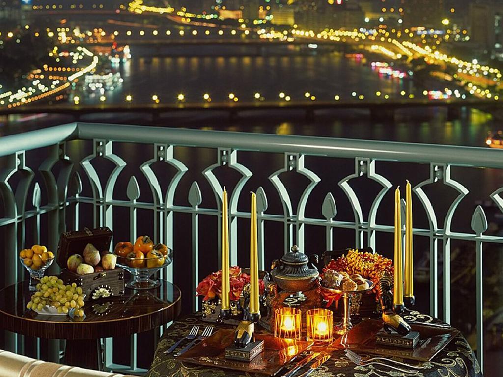 Four Seasons Hotel Cairo at Nile Plaza