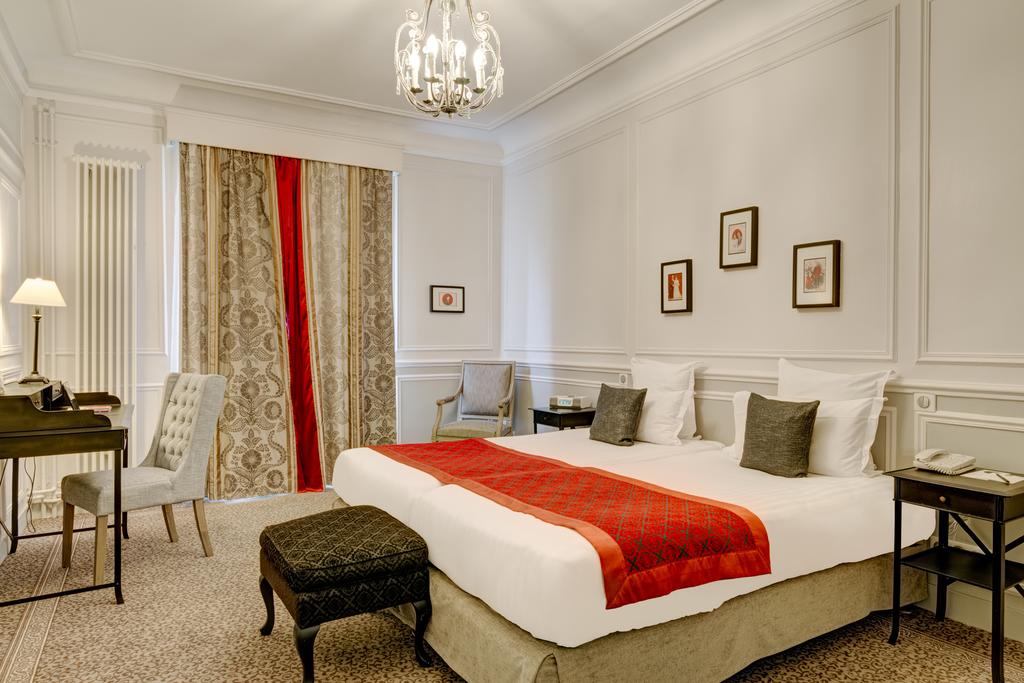 Hôtel Bradford Elysees - Astotel