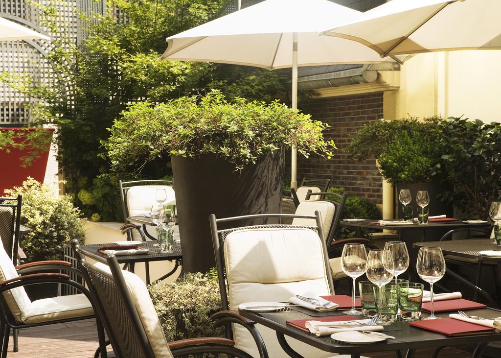 Radisson Blu Hotel, Champs Elysees Paris