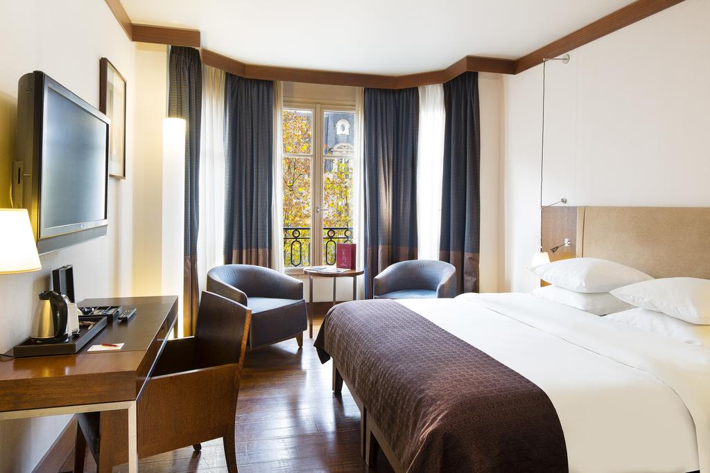 Radisson Blu Hotel, Champs Elysees Paris