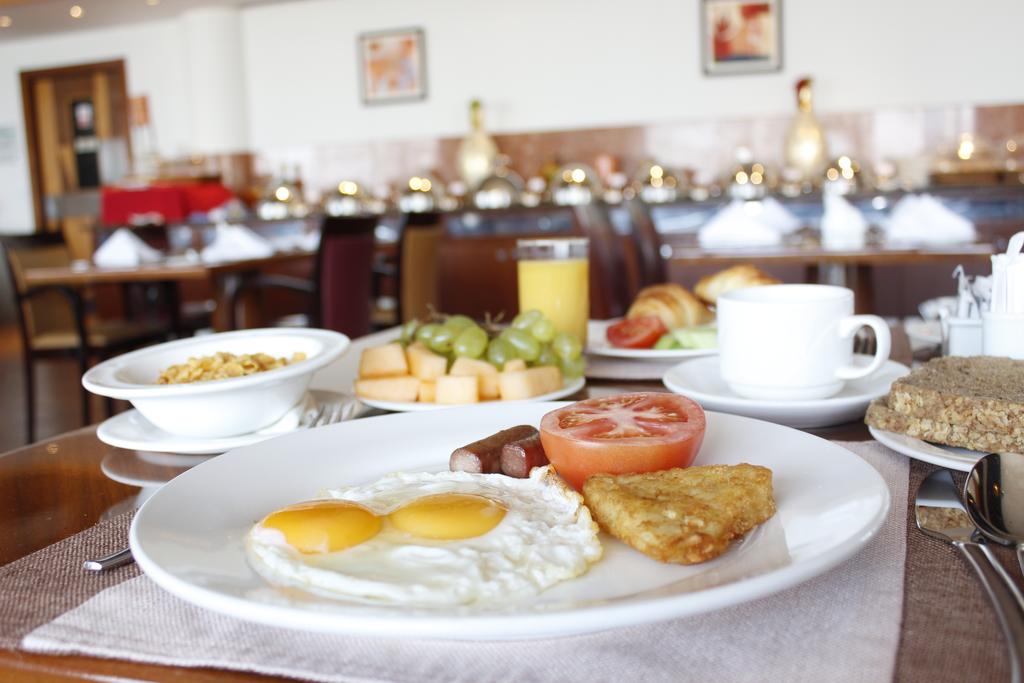 Al Diar Dana Hotel
