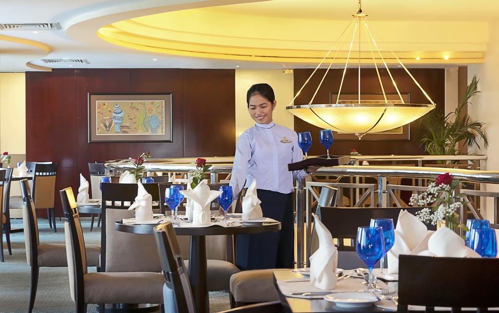 Al Manzel Hotel Apartments