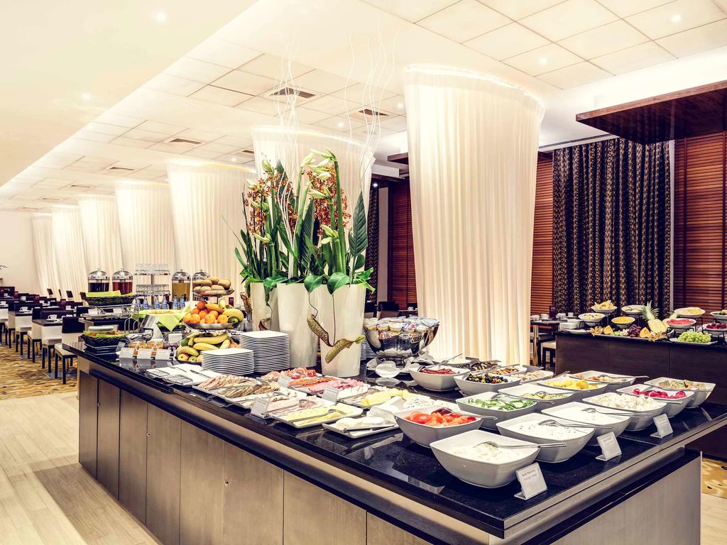 Mercure Warszawa Grand