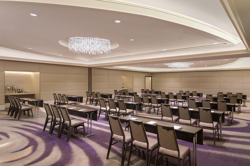 The Westin Abu Dhabi Golf Resort & Spa