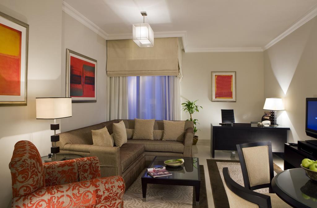 Yassat Gloria Hotel & Apartments