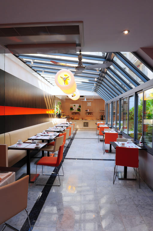 Hotel Mercure Paris 15 Porte de Versailles
