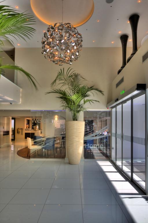 Livadhiotis City Hotel