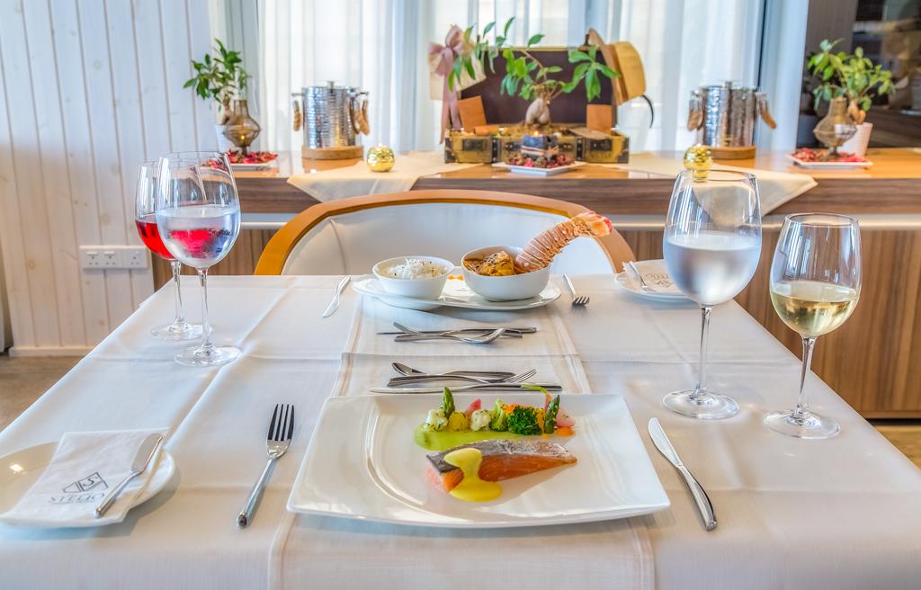 The Ciao Stelio Deluxe Hotel