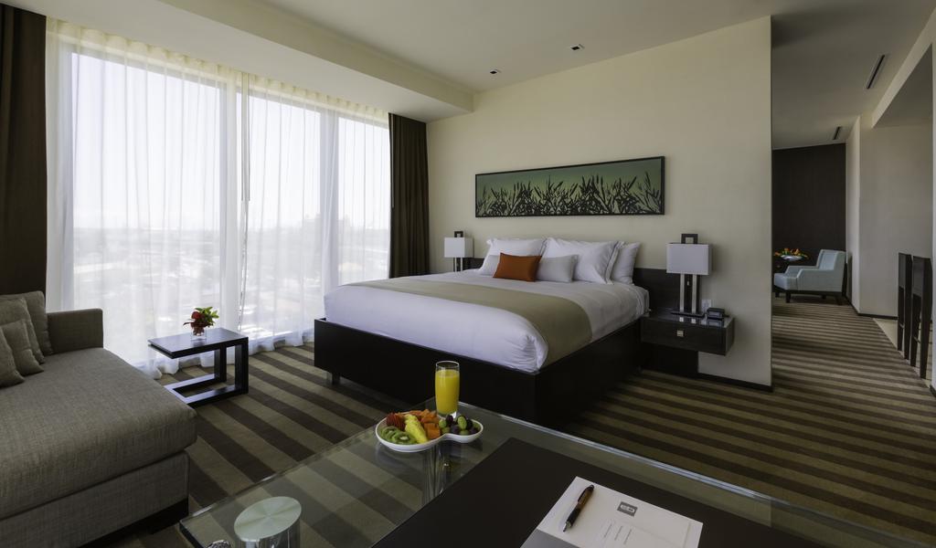 EB Hotel Miami