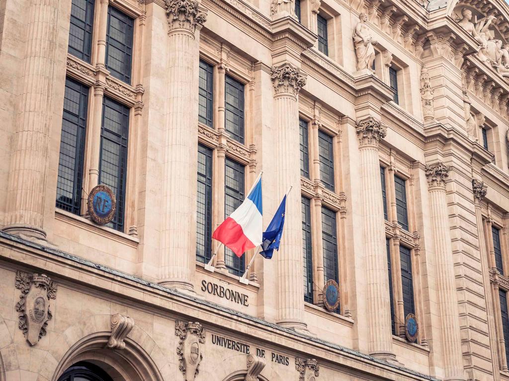 Hôtel Mercure Paris Gare de l'Est Magenta