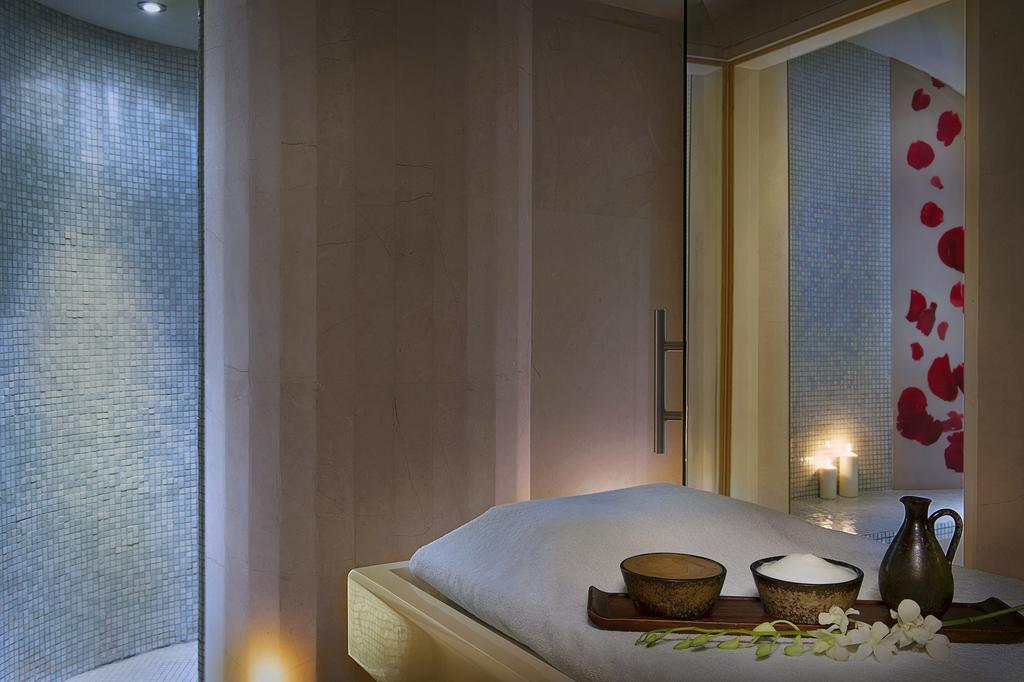 The Nile Ritz-Carlton, Cairo