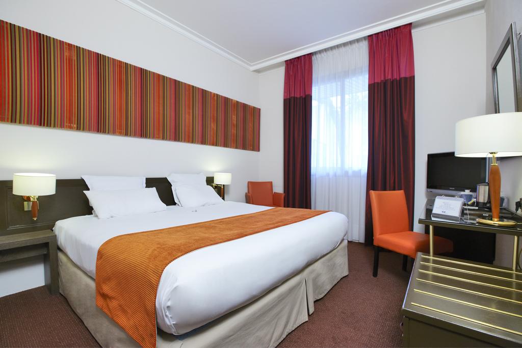 Hôtel Kyriad Prestige Paris Ouest Boulogne