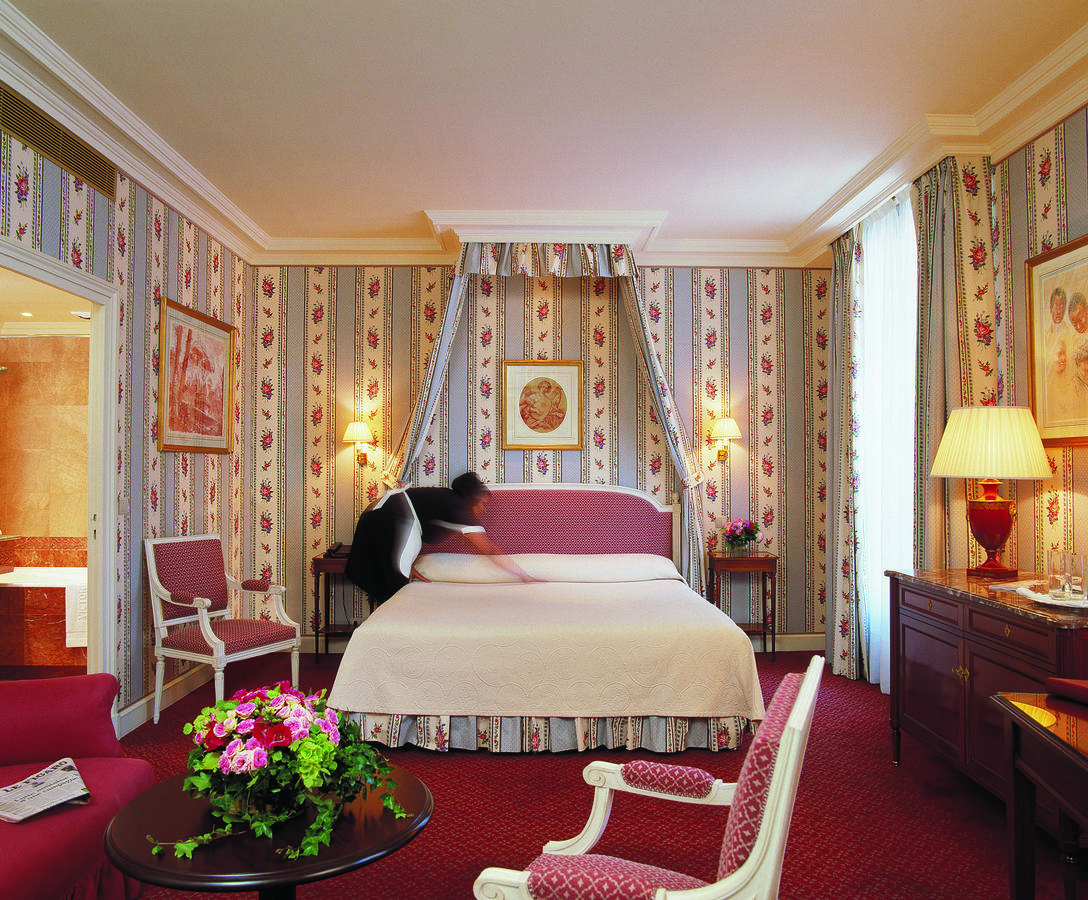 Victoria Palace Hôtel 5*