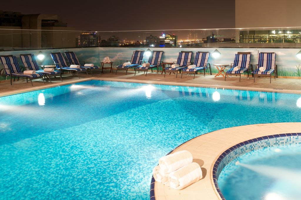Ramada Chelsea Hotel