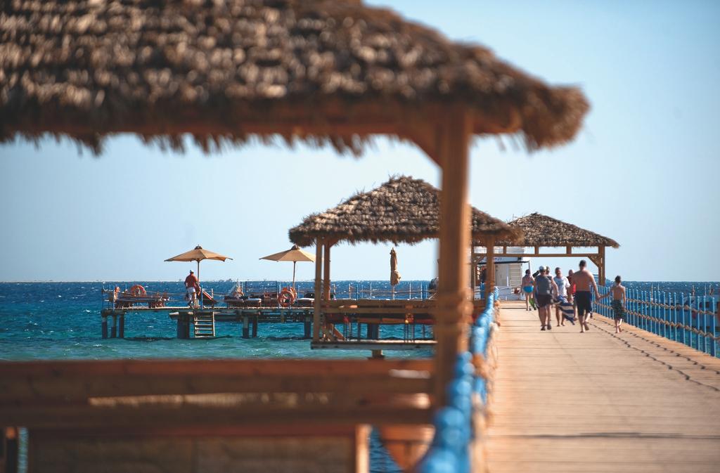 Amwaj Blue Beach Resort & Spa - Abu Somba