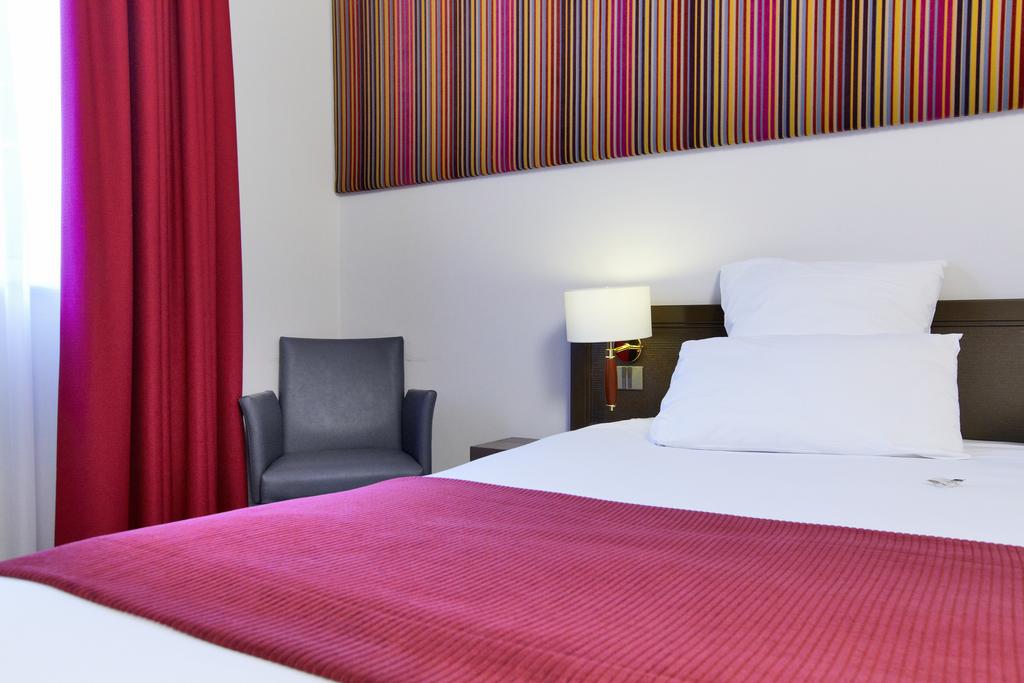 Hôtel Kyriad Prestige Paris Ouest Boulogne