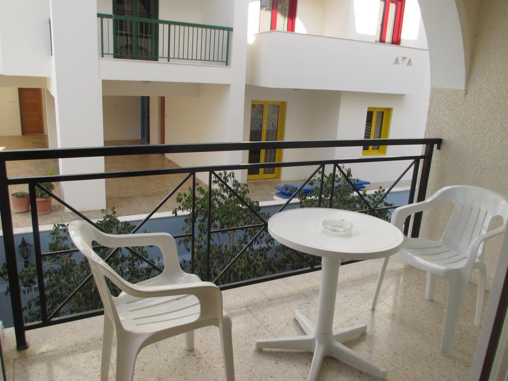 Pasianna Hotel Apartments