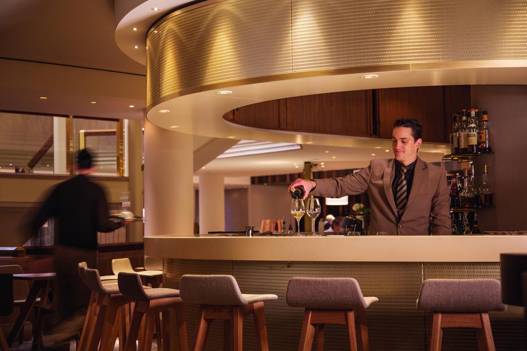 Mövenpick Hotel & Casino Geneva