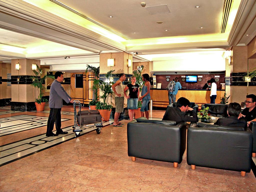 Mercure Abu Dhabi Centre Hotel