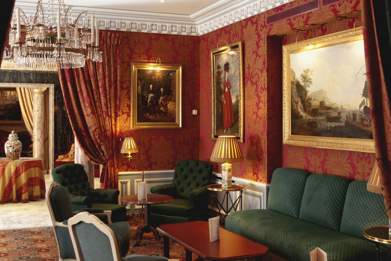 Victoria Palace Hôtel 5*