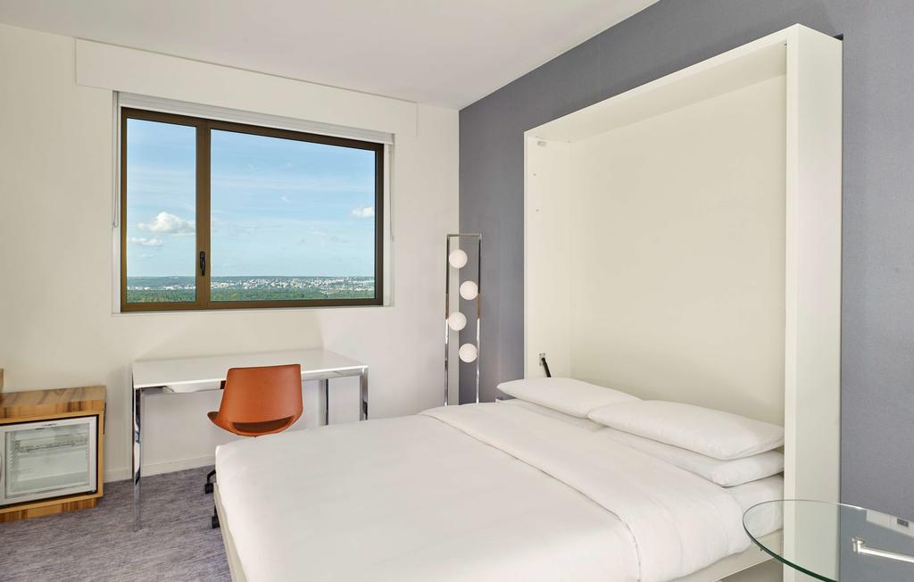 Hyatt Regency Paris Étoile