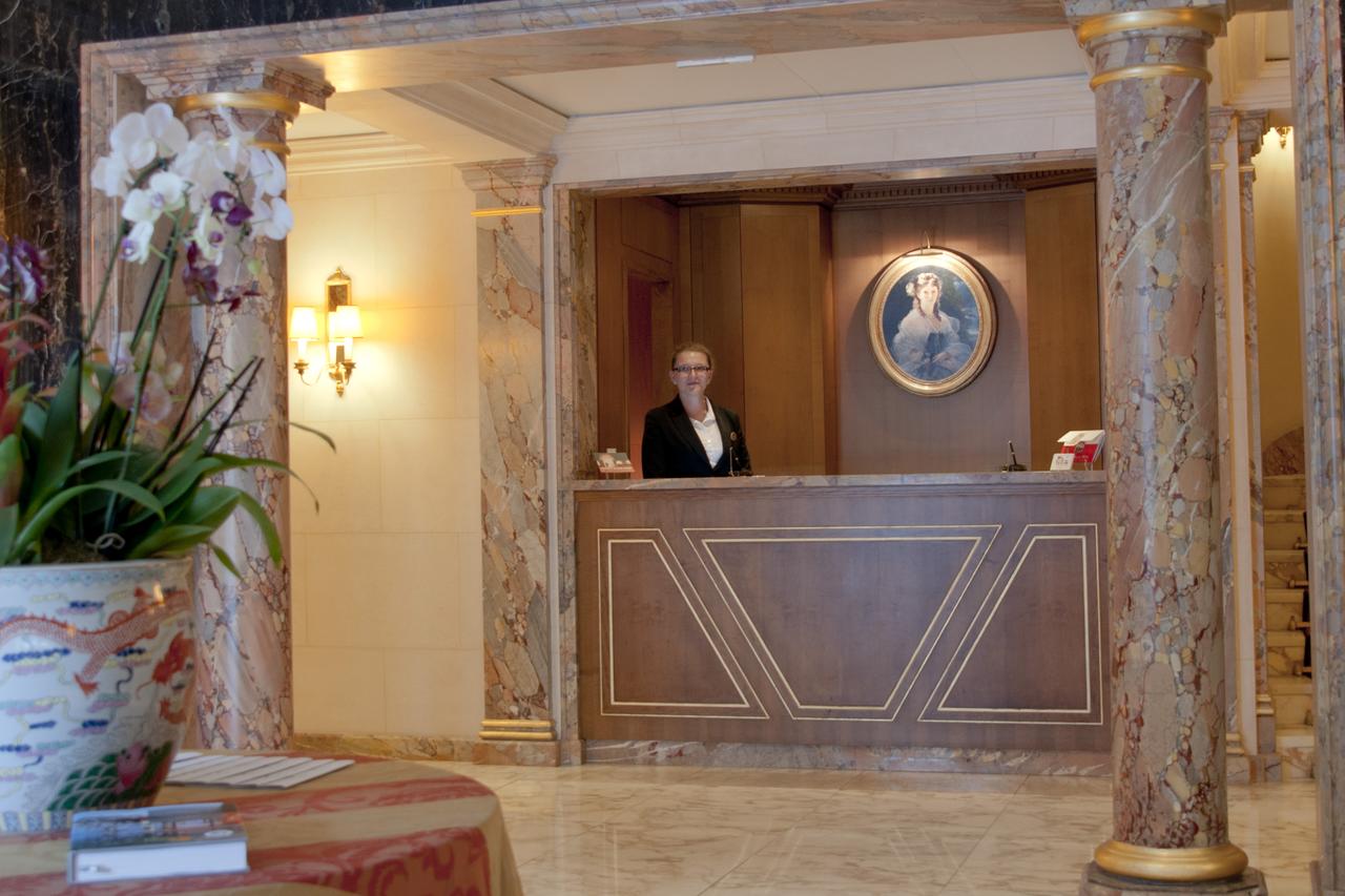 Victoria Palace Hôtel 5*